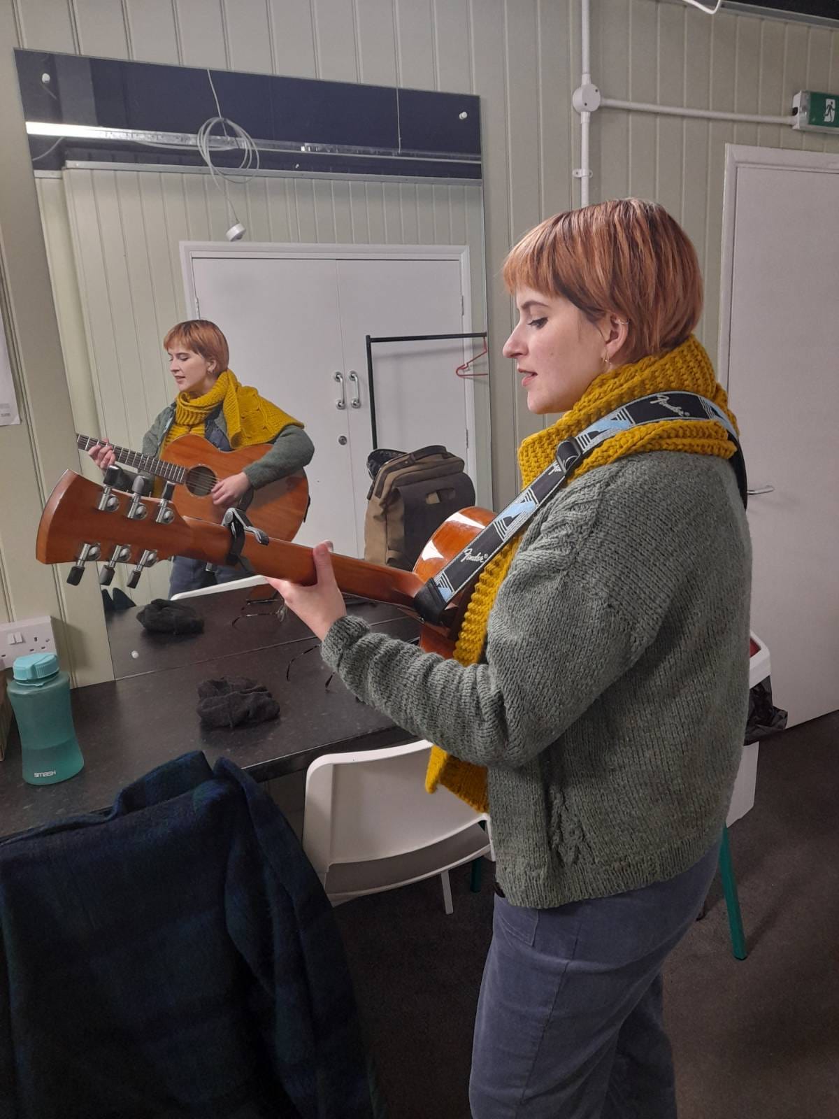 Harri in the dressing room